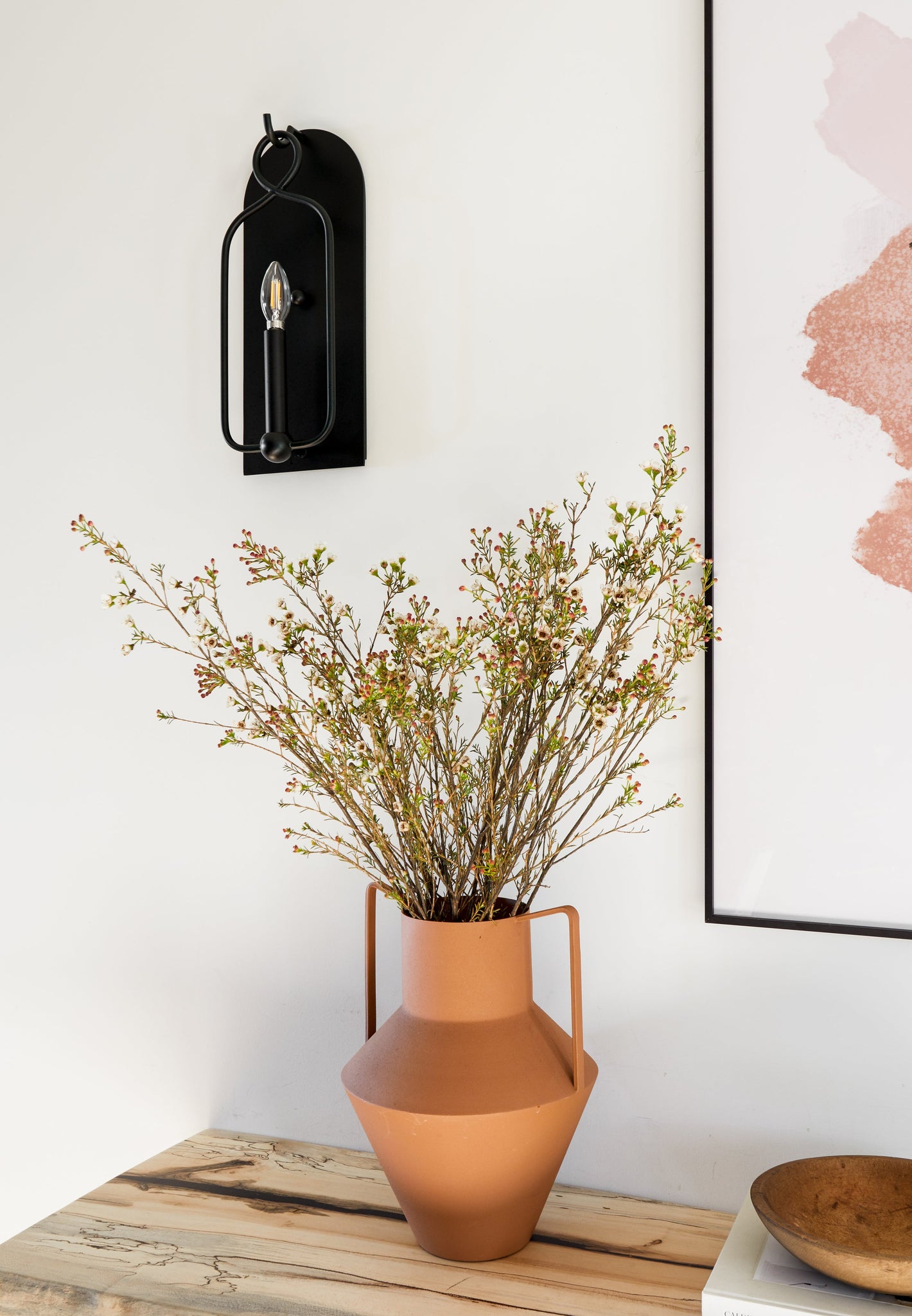 Mallory Wall Sconce - Lifestyle [H512101-AI]