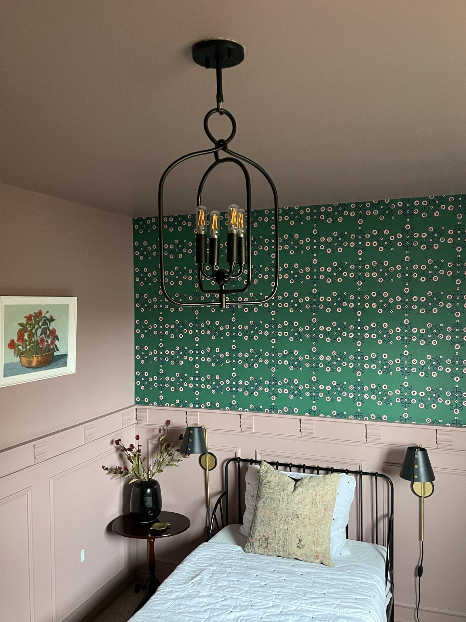 Mallory Pendant 11.75" - Lifestyle [H512701S-AI]