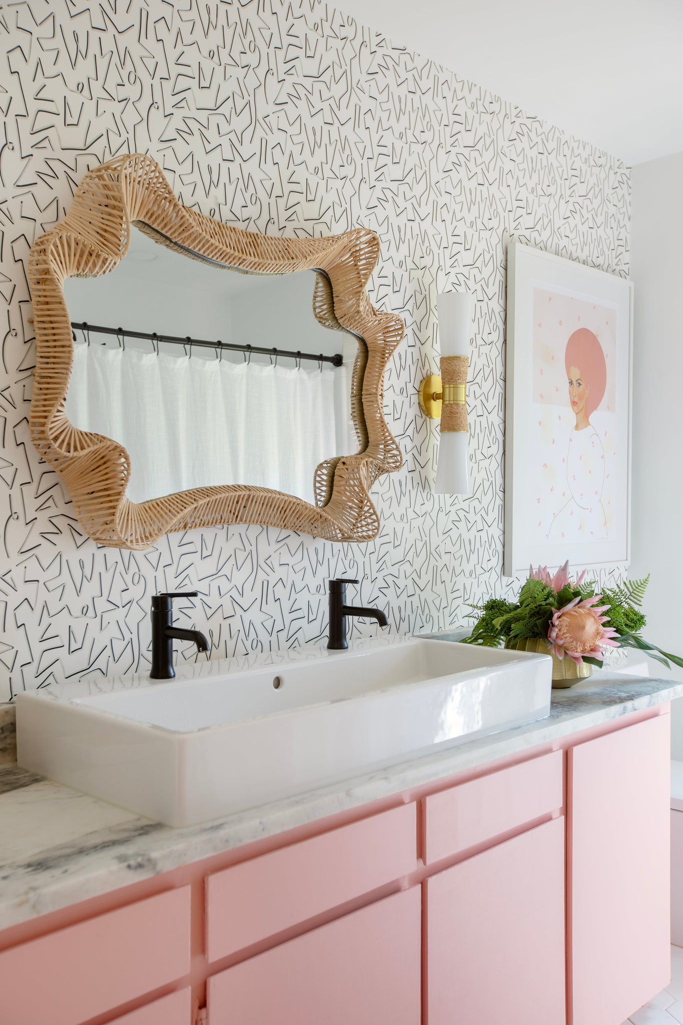 Mica Wall Sconce 4.75" - Lifestyle [H709102-AGB]