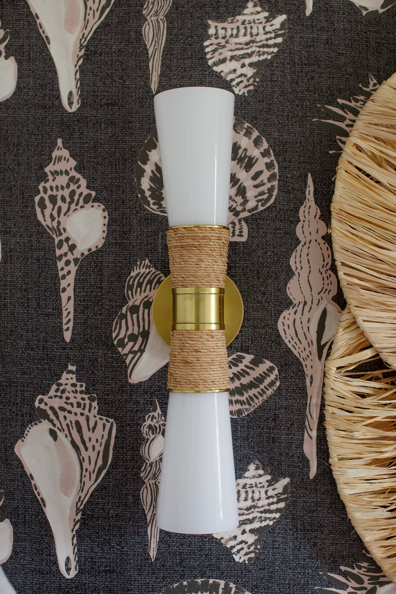 Mica Wall Sconce 4.75" - Lifestyle [H709102-AGB]