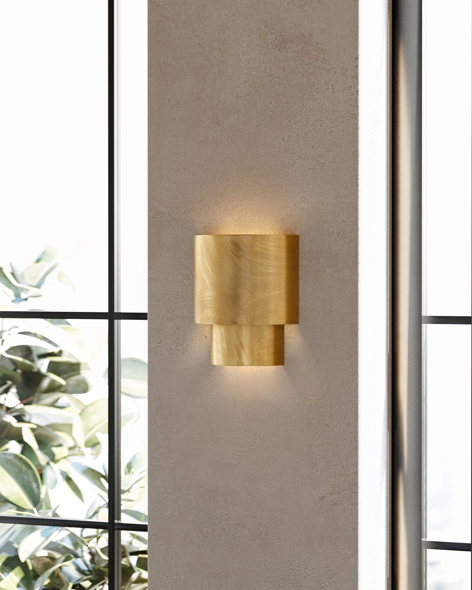 Moray Wall Sconce in Black Silver Leaf - Lifestyle [8509-VGL]