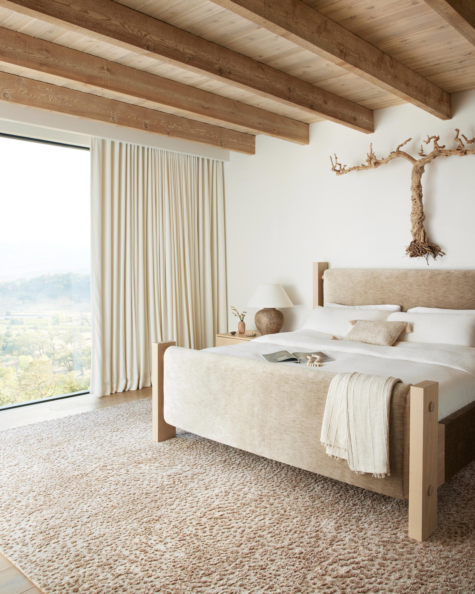 angle view of Neda Ivory / Sand luxury Rug