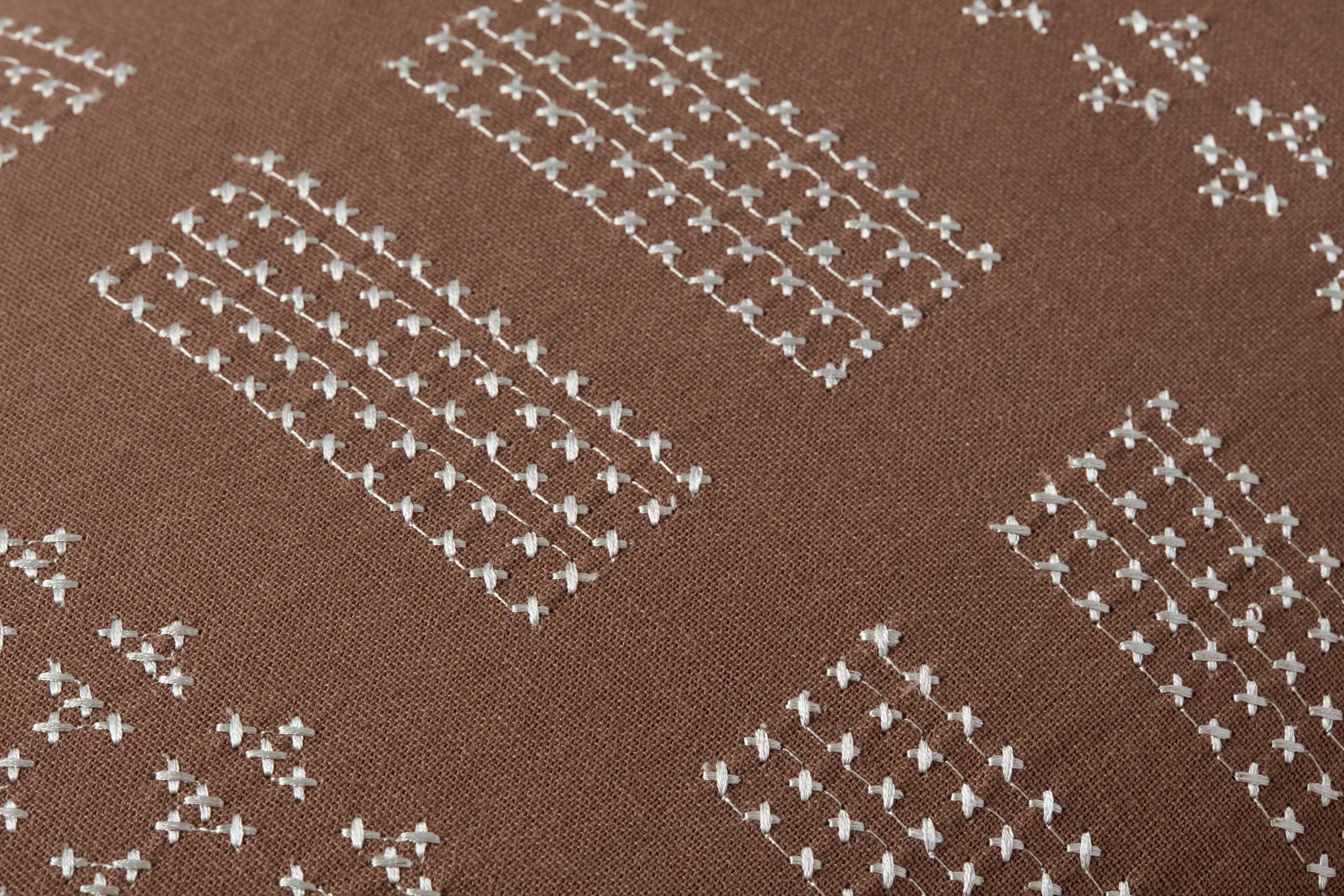 Charles Clay / Mist Pillow - Macro Detail (H)