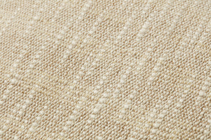 Bella Sand / Natural Pillow - Macro Detail (H)