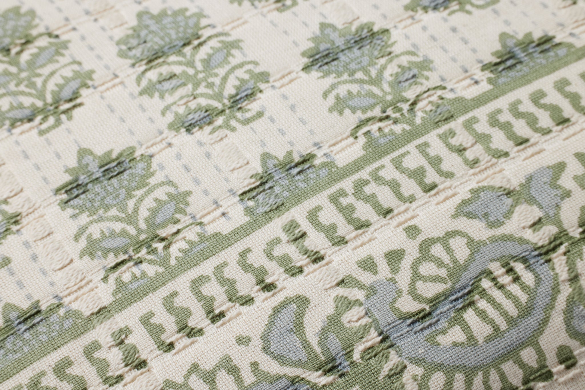 Sage / Ivory Pillow - Macro Detail (H)
