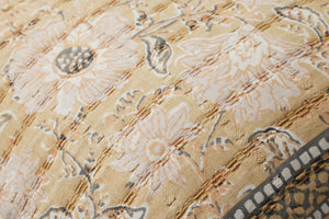 Wheat / Multi Pillow - Macro Detail (H)