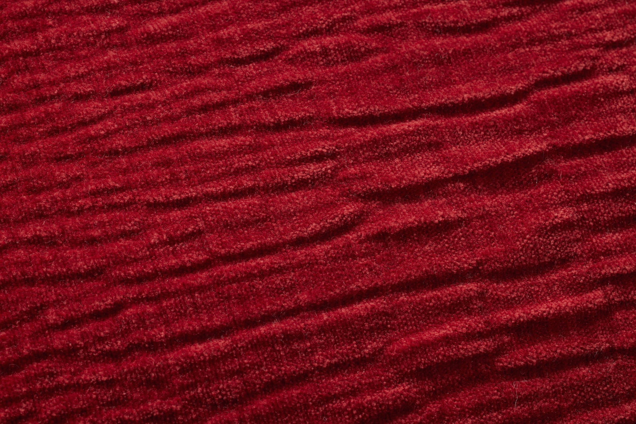 Red Pillow - Macro Detail (H)