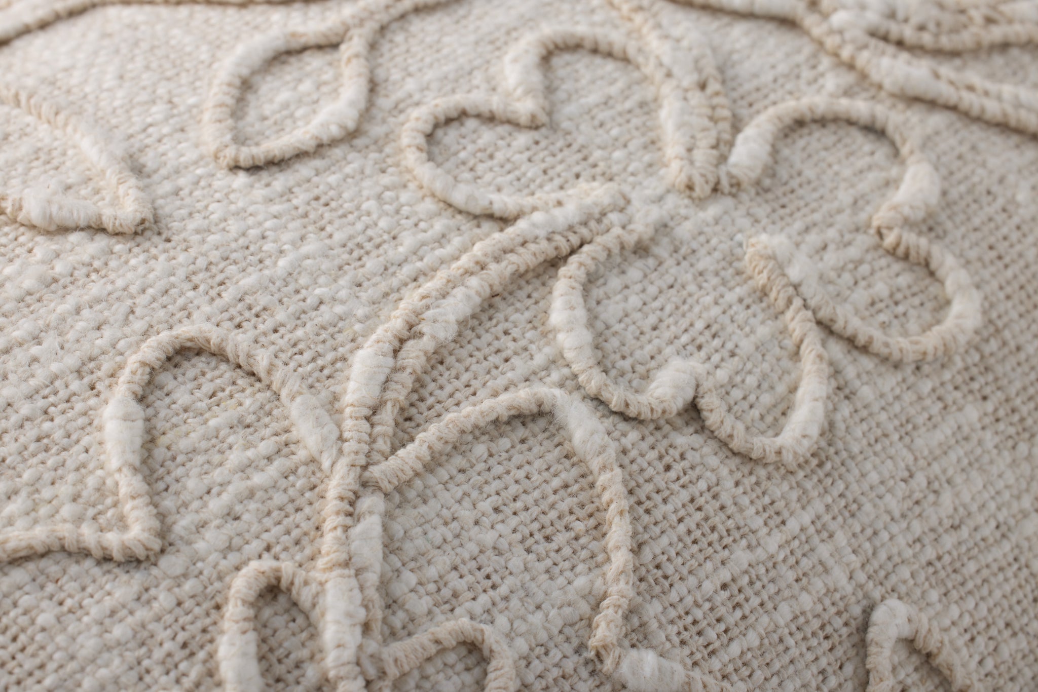 Natural Pillow - Macro Detail (H)