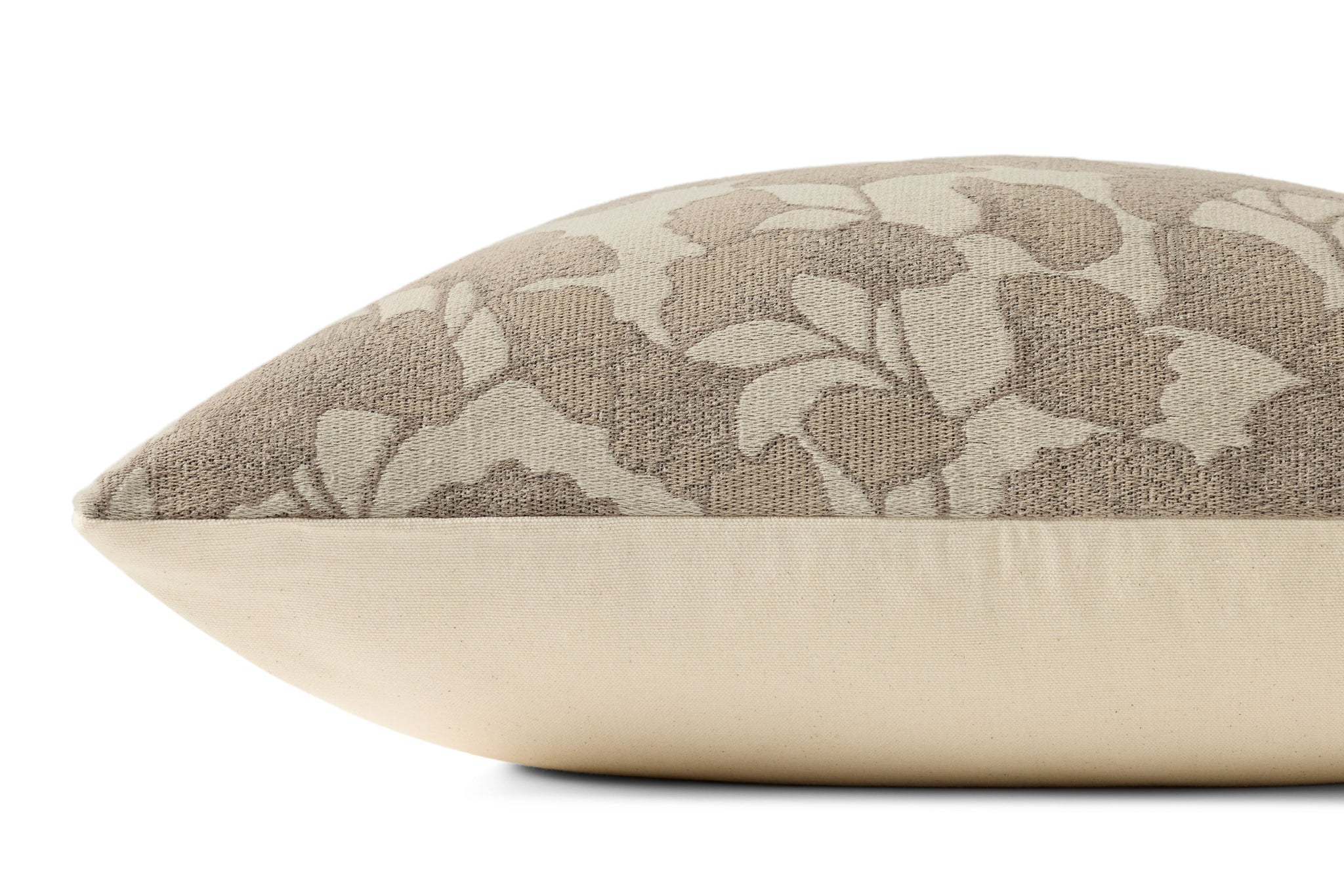 Fawn Ivory / Silver Pillow - Organic Detail (H)