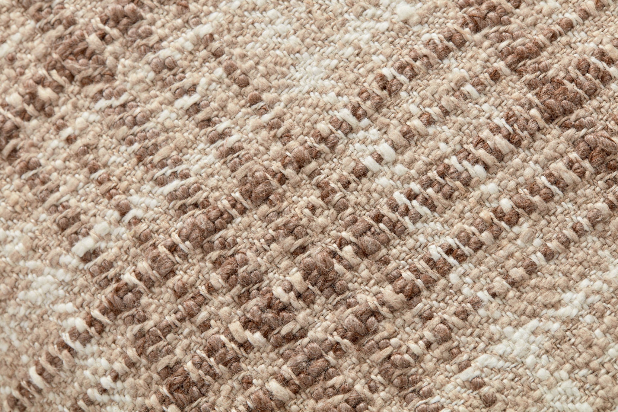 Beau Brown / Ivory Pillow - Macro Detail (H)