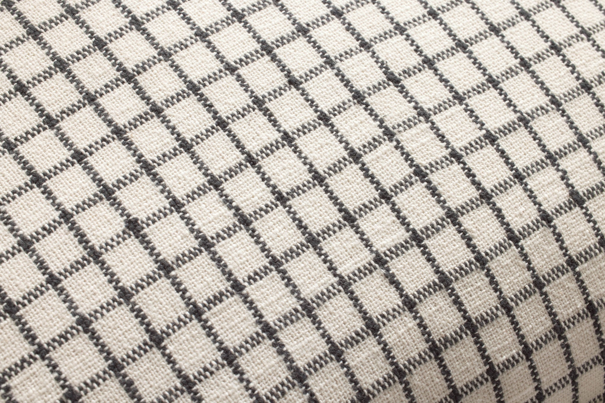 Dinah Ivory / Black Pillow - Macro Detail (H)