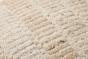 Natural / Multi Pillow - Macro Detail (H)