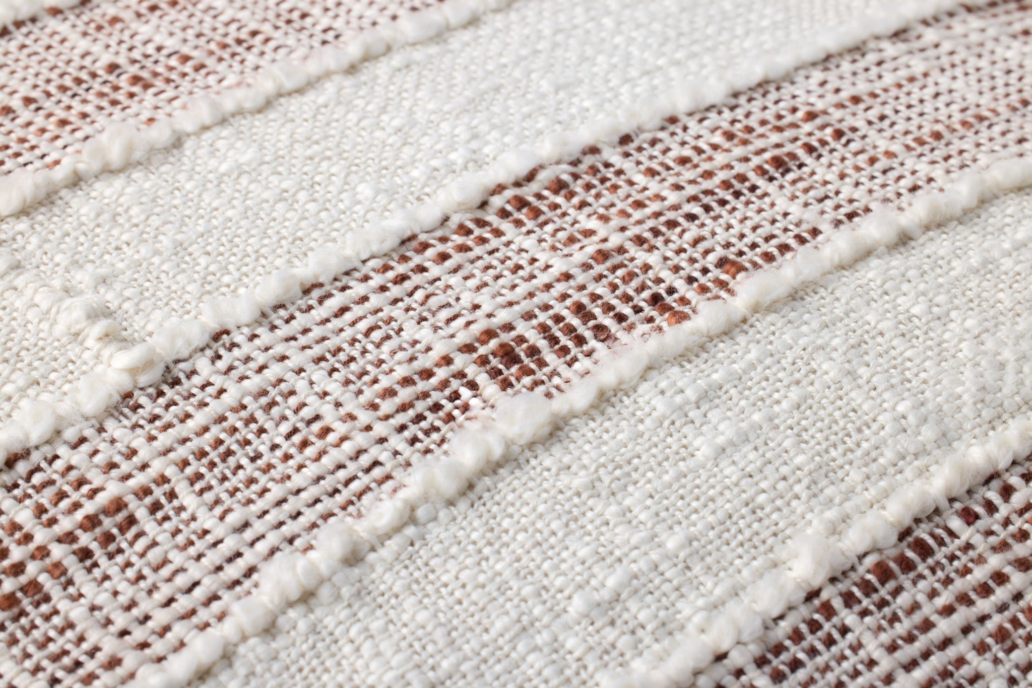 Rust / Ivory Pillow - Macro Detail (H)