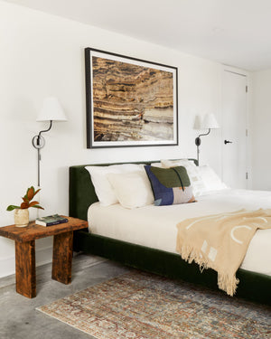 Patti Plug-In Sconce - Lifestyle [HL240101-OB]