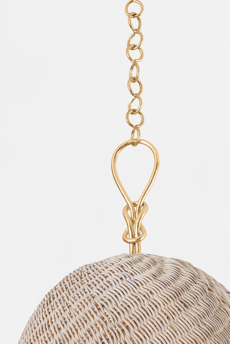 Reina Pendant 14"
