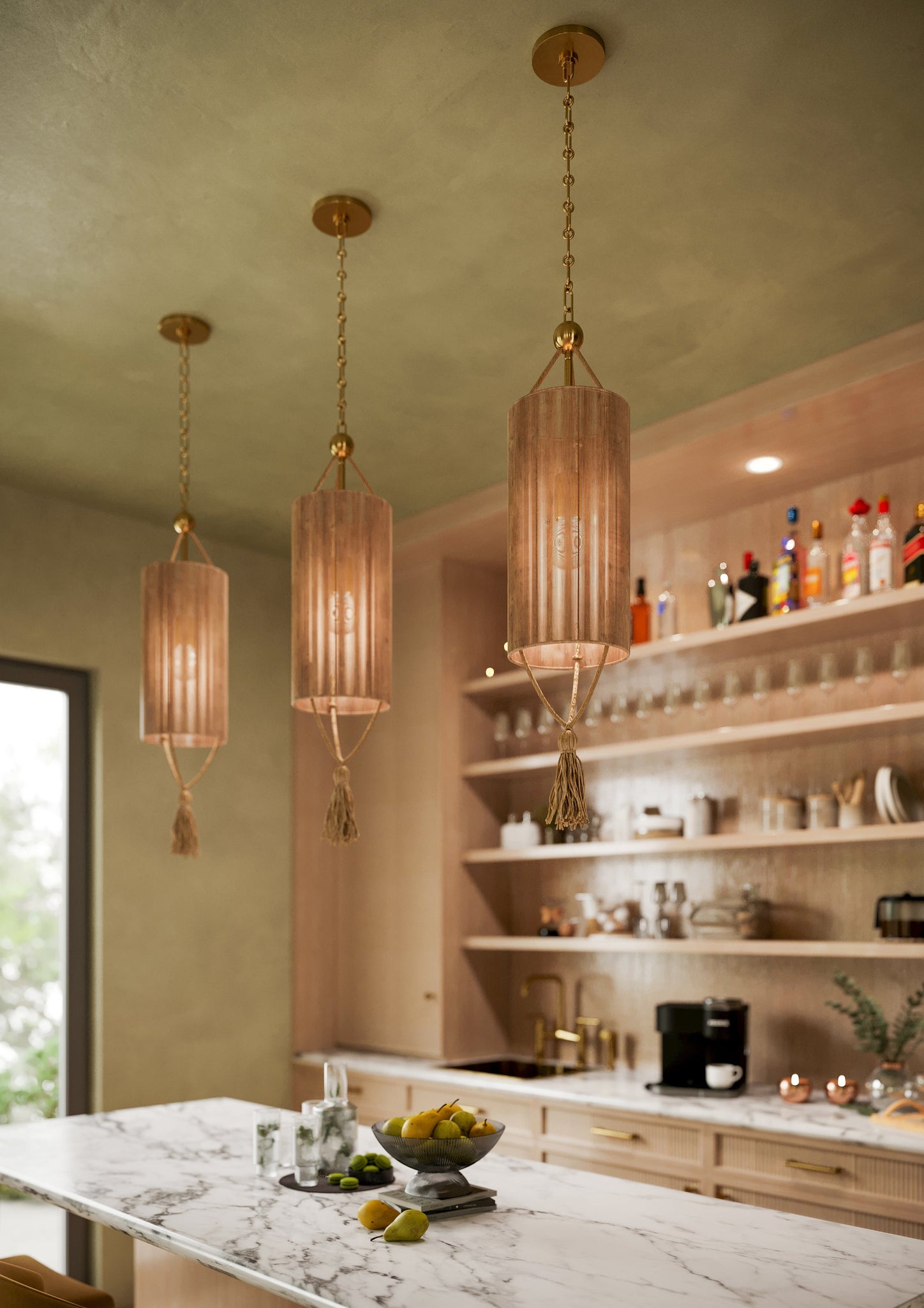 Reyn Pendant 7.75" - Lifestyle [H1036701S-AGB]