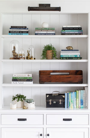 Ridgewood Picture Light 16.5" - Lifestyle [5816-DB]