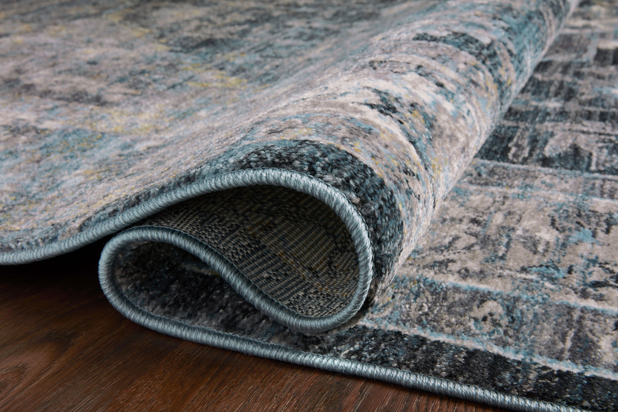 lifestyle view of Samra Denim / Grey luxury Rug