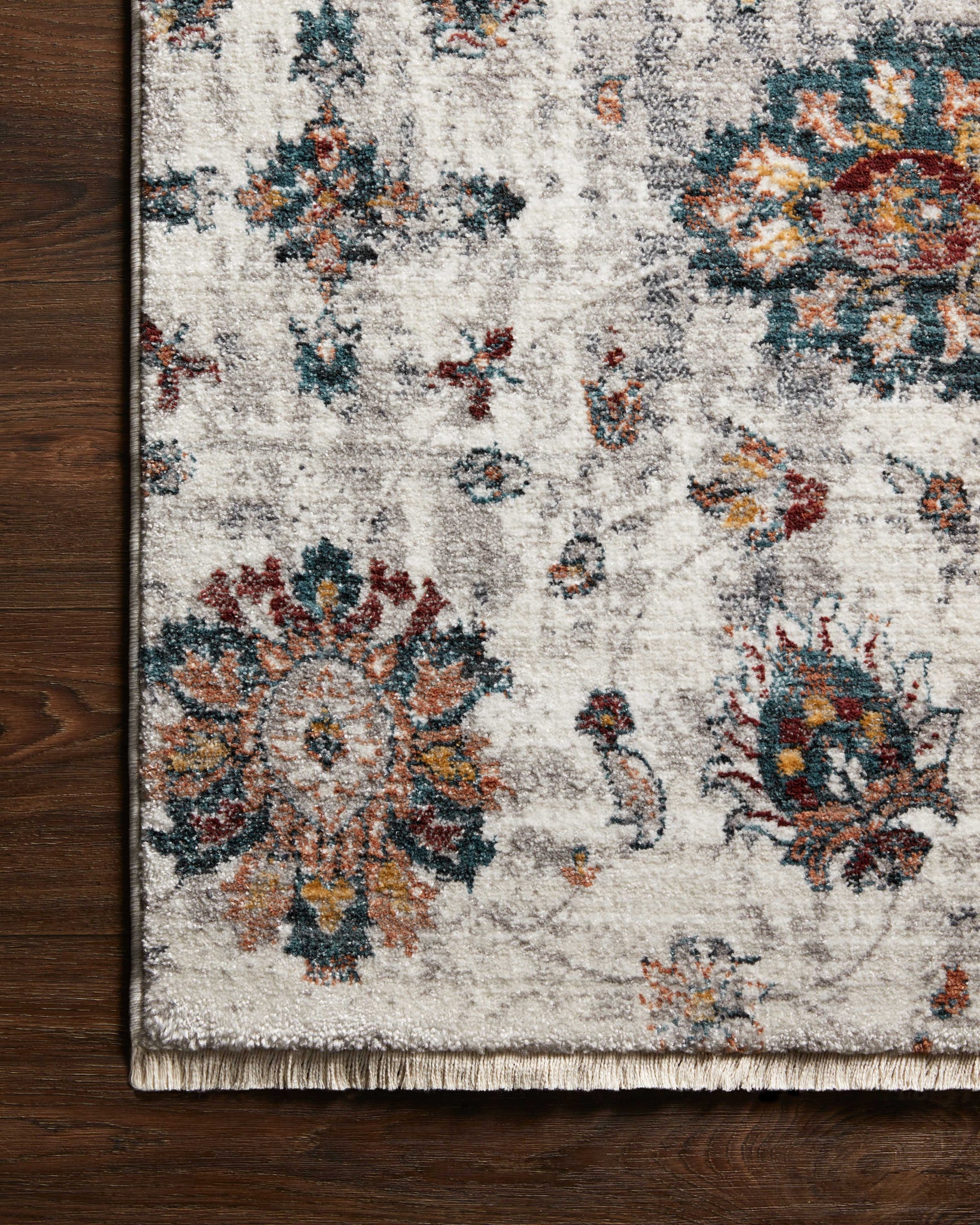 lifestyle view of Samra Ivory / Multi luxury Rug