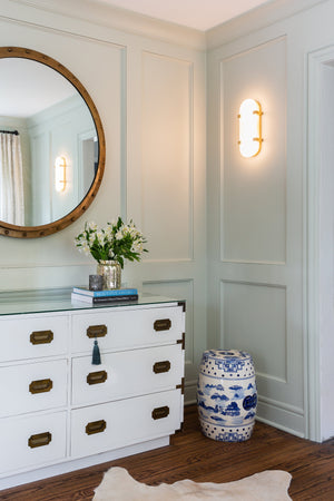 Skylar Wall Sconce 5.75" x 13.75" - Lifestyle [1114-AGB]