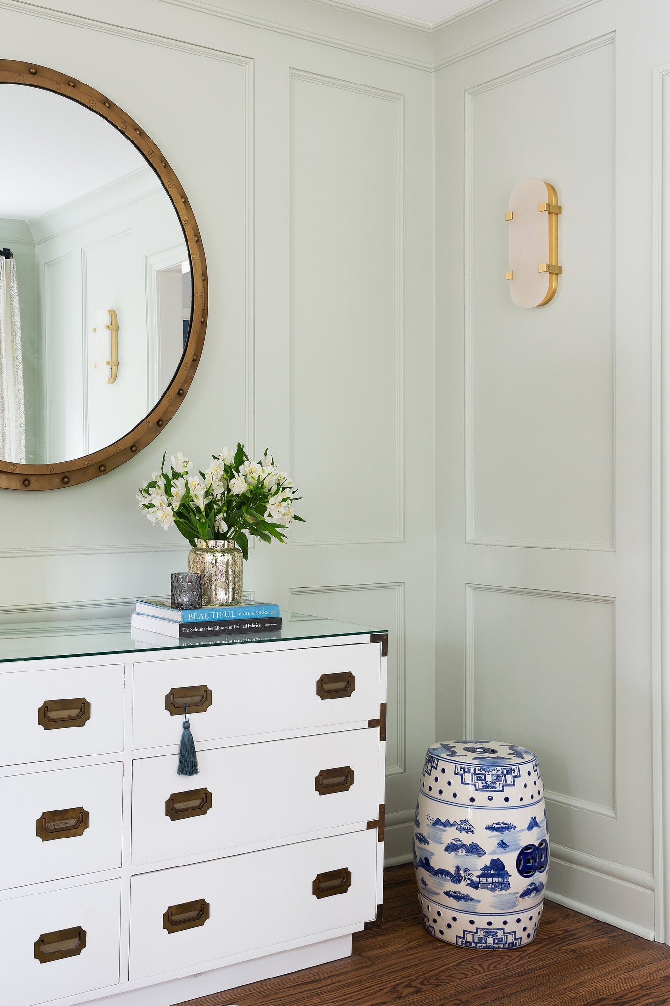 Skylar Wall Sconce 5.75" x 13.75" - Lifestyle [1114-AGB]