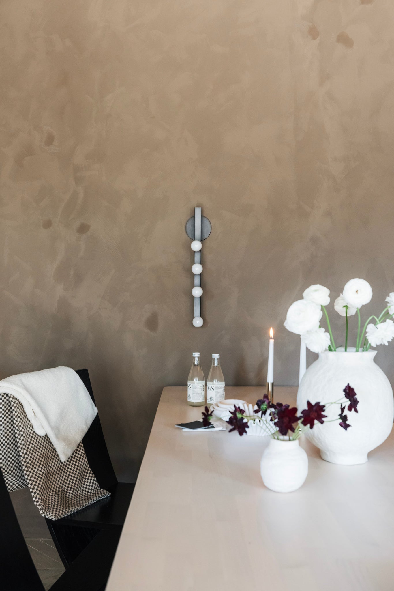 Sutter Wall Sconce - Lifestyle [H823104-GRA]