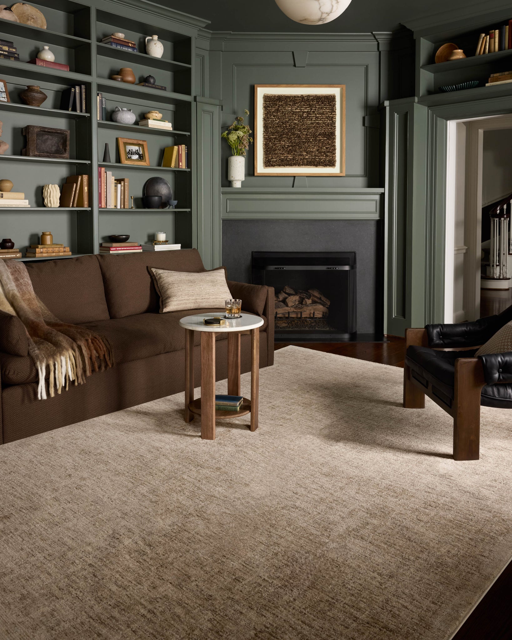 Winston Taupe / Bone - Roomscene #3 (V)