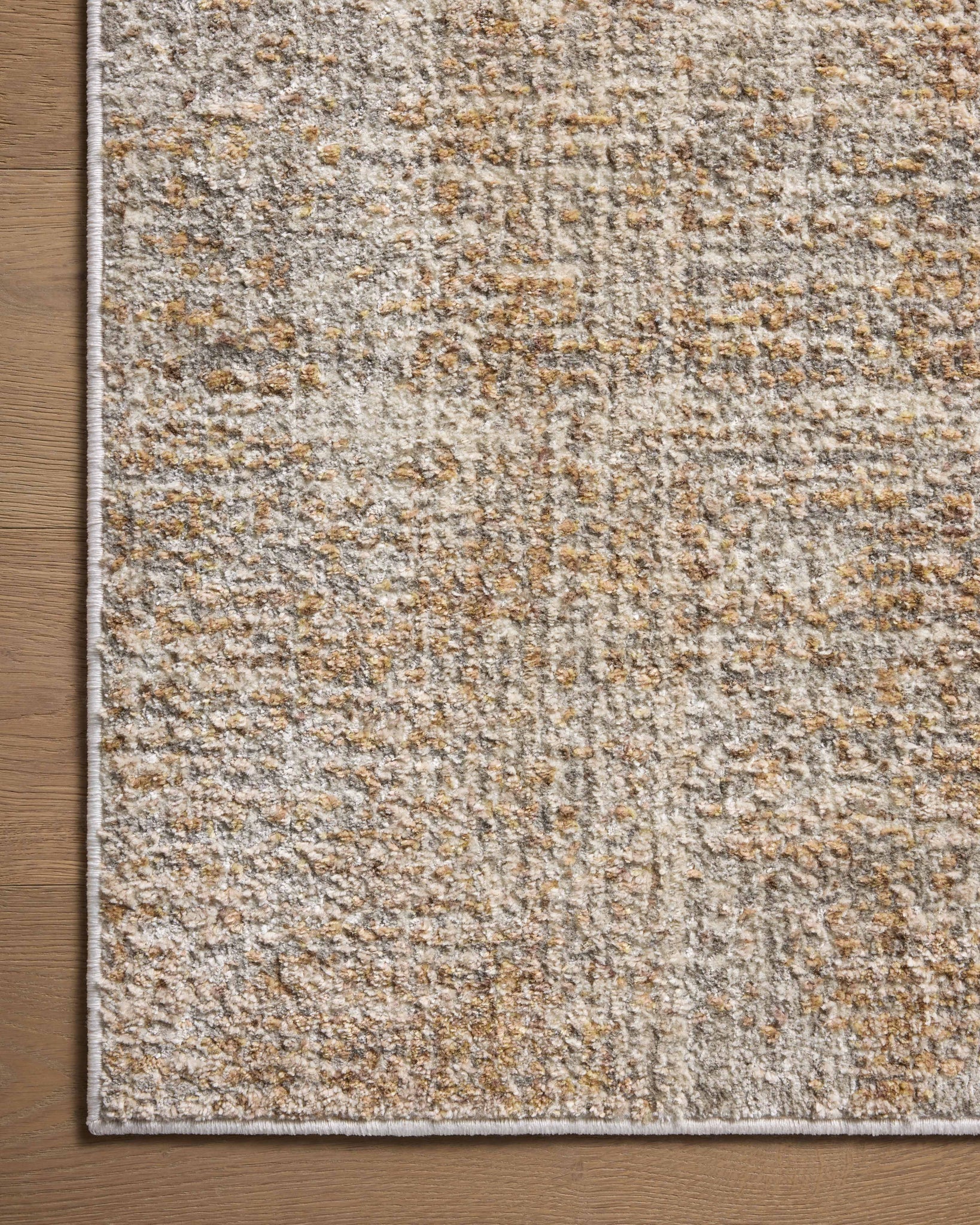 Wyatt Spice / Silver - Corner on Wood (V)