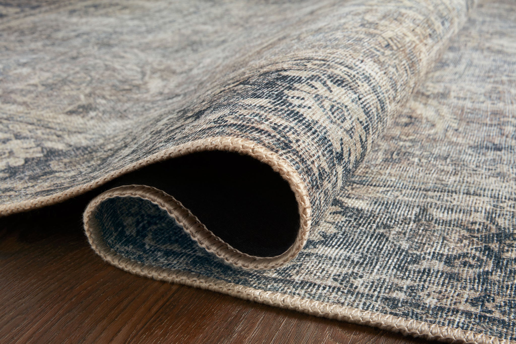 Wynter Grey / Charcoal - Pile Height