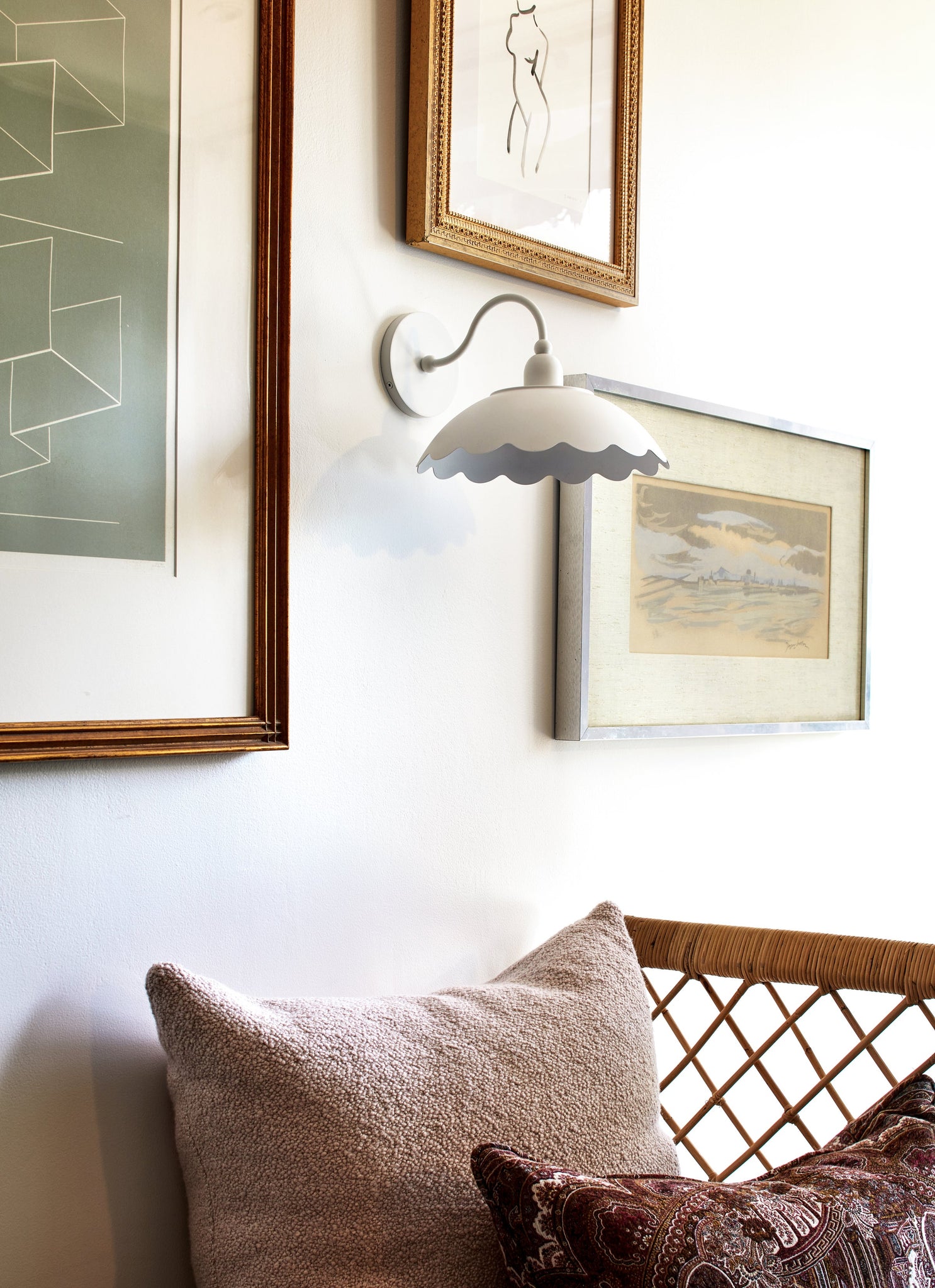 Yael Wall Sconce - Lifestyle [H888101-TWH]