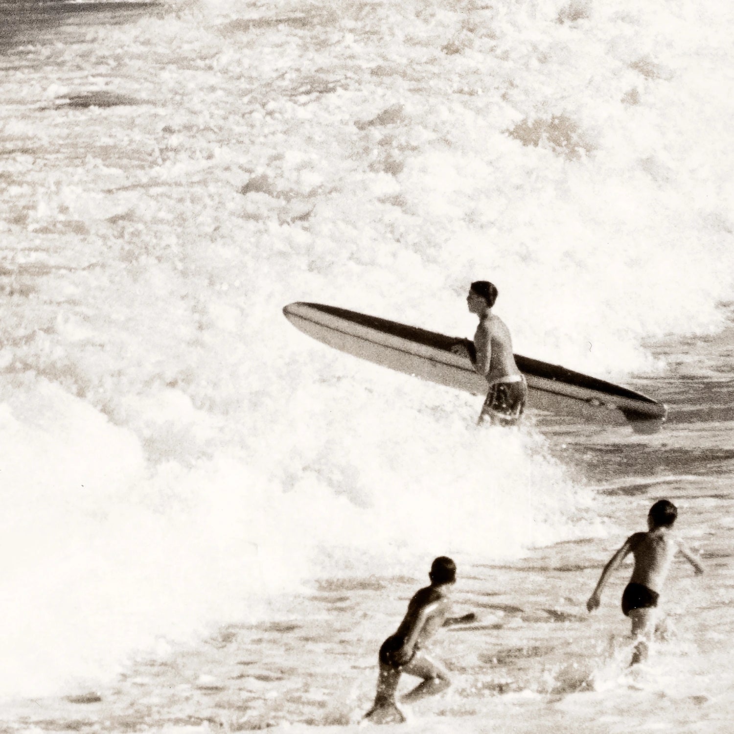 angle view of Avalon Beach C.1965 luxury Artwork