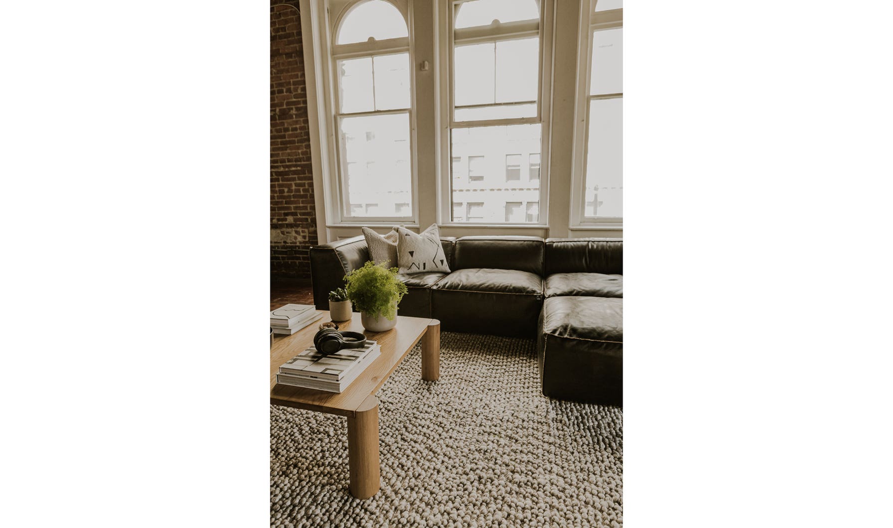 Post Coffee Table White Oak