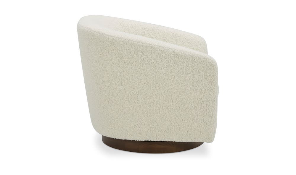 lifestyle view of Oscy Swivel Chair Shearling White luxury Chair
