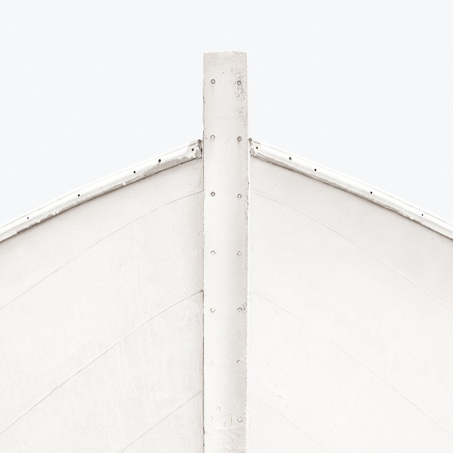 front view of Seaworn Bows I luxury Artwork