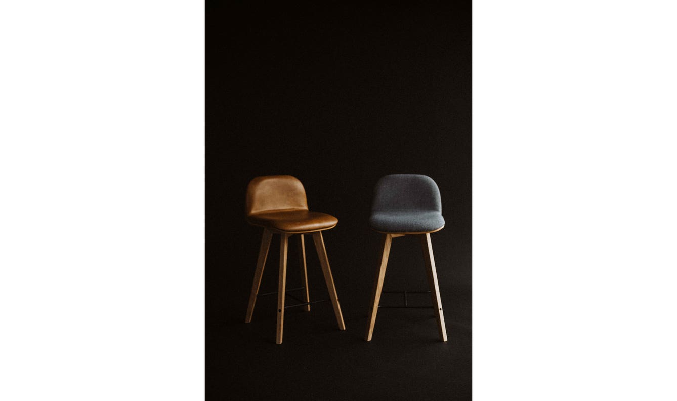 side view of Napoli Leather Counter Stool Tan luxury Chair