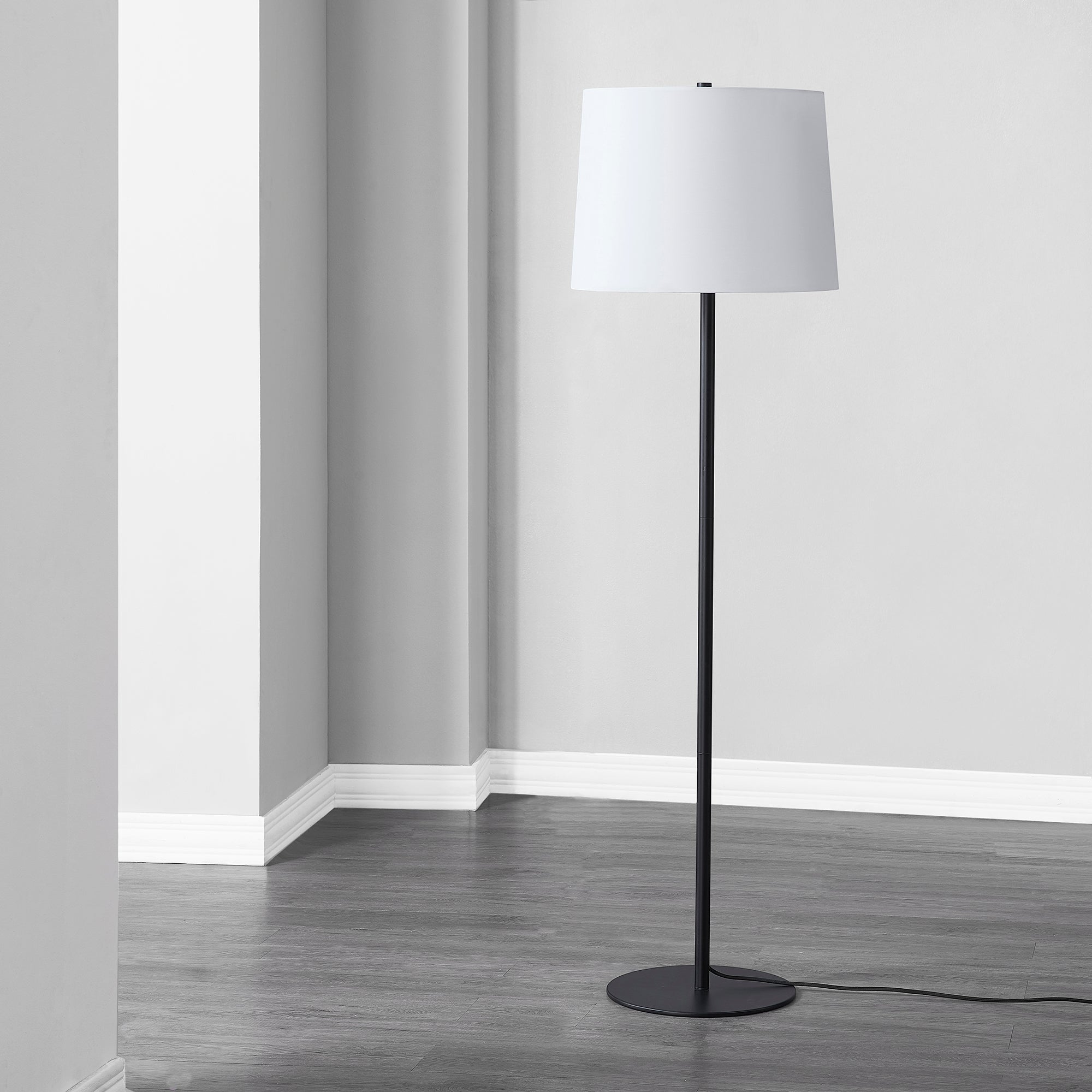 side view of Nevin luxury Lighting